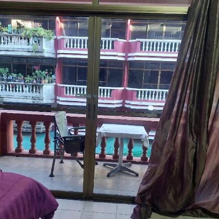 Pluemchai Guesthouse Jomtien Exterior foto