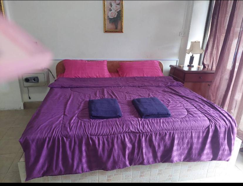 Pluemchai Guesthouse Jomtien Exterior foto