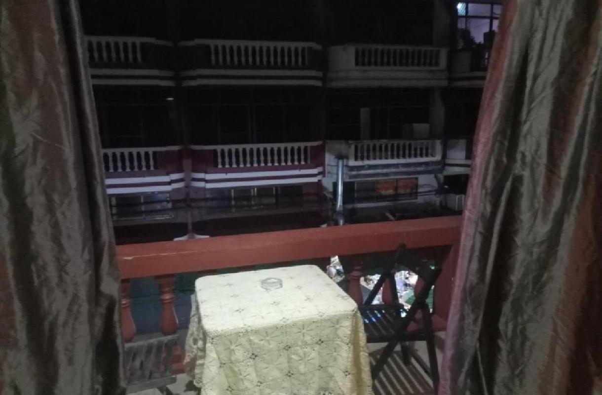 Pluemchai Guesthouse Jomtien Exterior foto