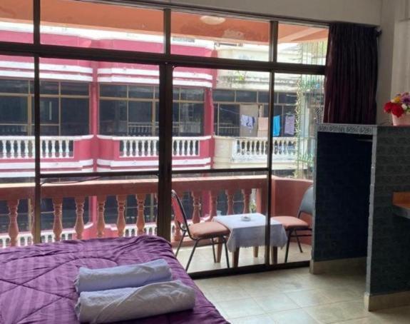 Pluemchai Guesthouse Jomtien Exterior foto
